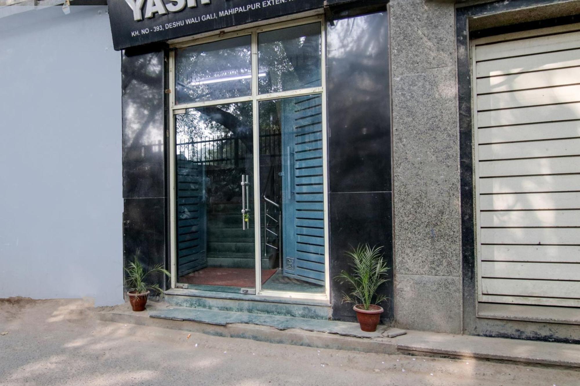 Hotel Yash House New Delhi Buitenkant foto